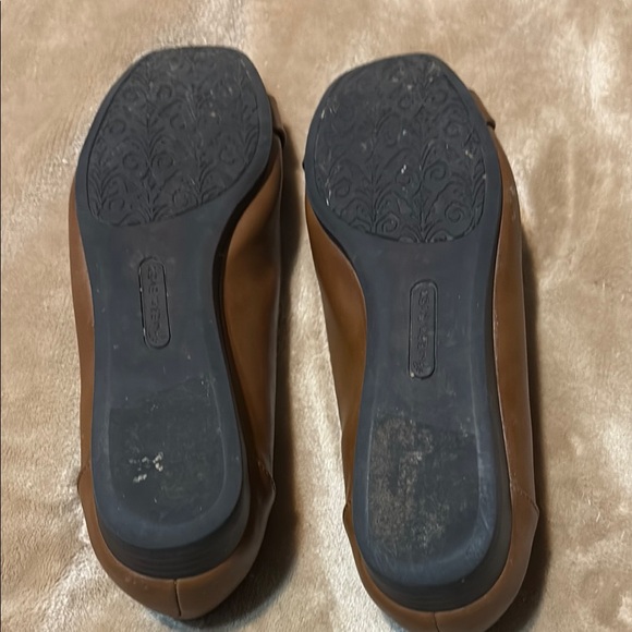 Cute Flats - Picture 4 of 4